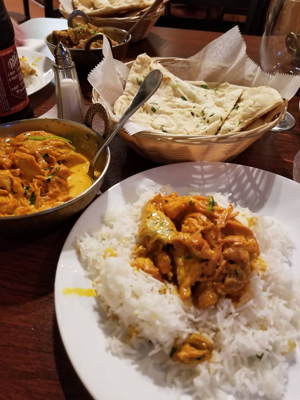 Four Corners Restaurant | restaurant | 57 Water St, Torrington, CT 06790, USA | 8606185122 OR +1 860-618-5122