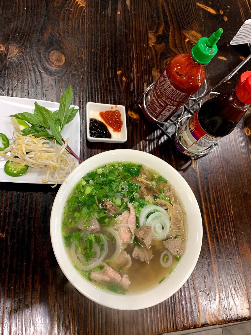 Pho Vinh | restaurant | 14243 East Sam Houston Pkwy N Suite 900, Houston, TX 77044, USA | 8326726678 OR +1 832-672-6678
