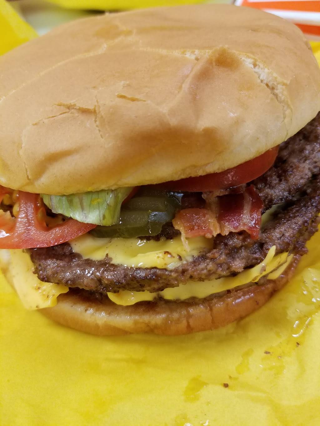 Whataburger | restaurant | 3000 Western Center Blvd, Fort Worth, TX 76131, USA | 8172321340 OR +1 817-232-1340