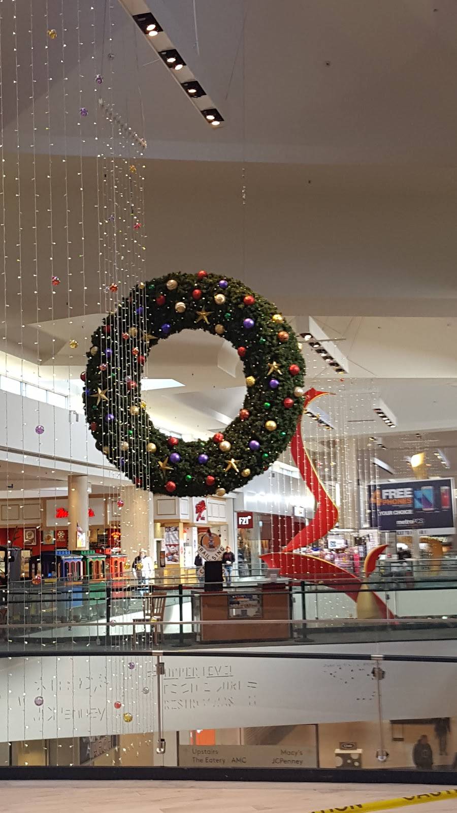 Eastridge Center | shopping mall | 2200 Eastridge Loop #2062, San Jose, CA 95122, USA | 4082383600 OR +1 408-238-3600