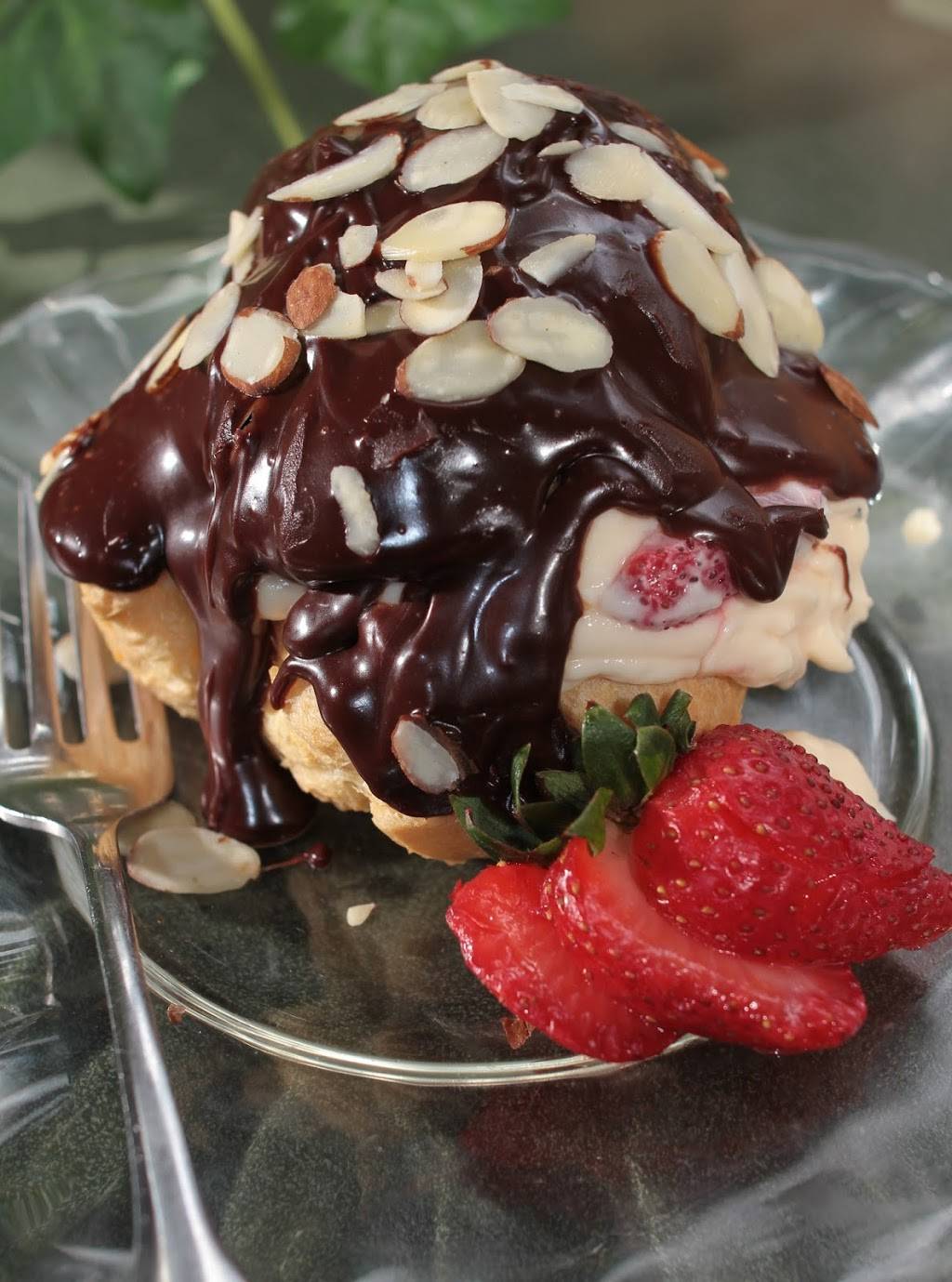 The Lunchbox | meal takeaway | 607 Market St, Knoxville, TN 37902, USA | 8654094211 OR +1 865-409-4211