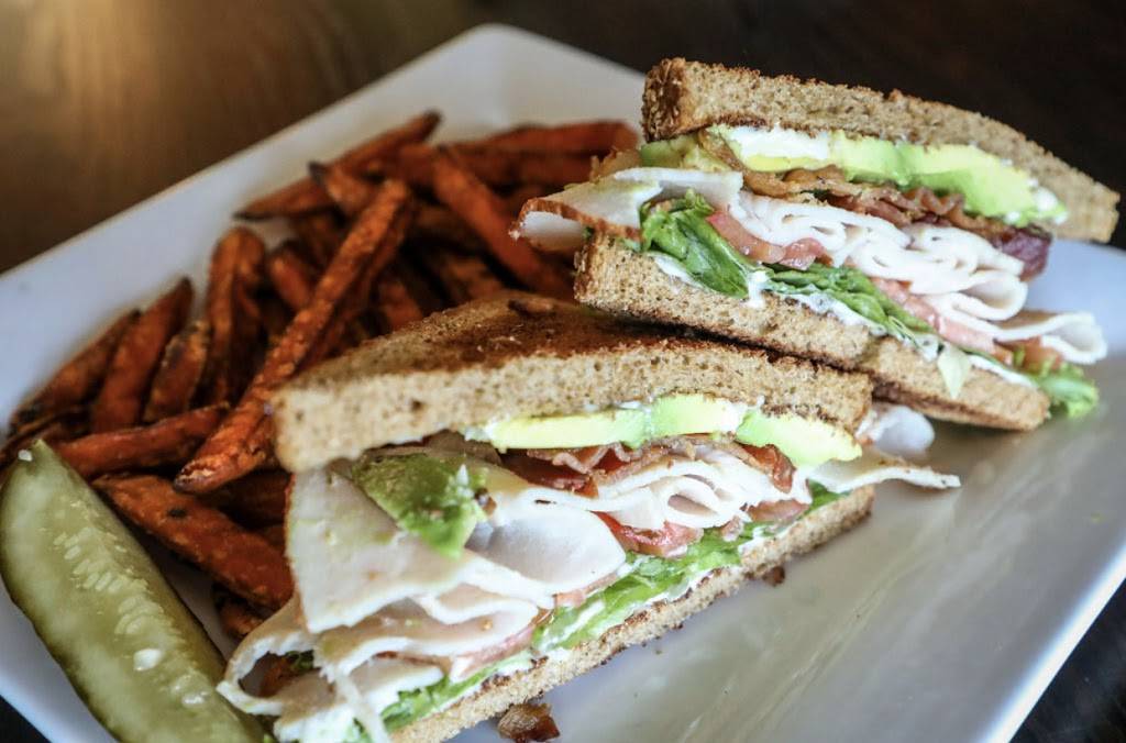 Maggies Sunrise Cafe | restaurant | 3631 Rosedale Hwy, Bakersfield, CA 93308, USA | 6617481453 OR +1 661-748-1453