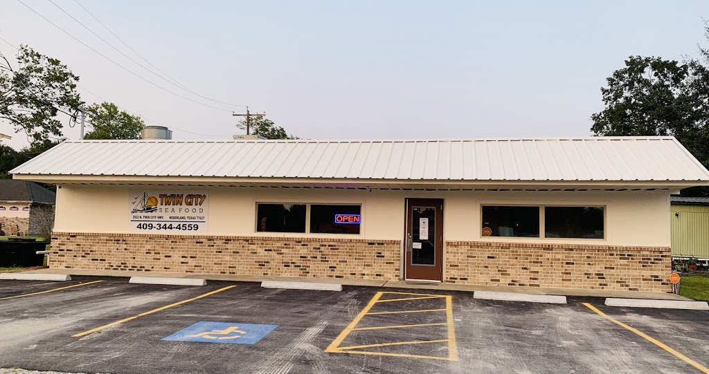 Twin City Seafood | restaurant | 3922 N Twin City Hwy, Nederland, TX 77627, USA | 4093444559 OR +1 409-344-4559