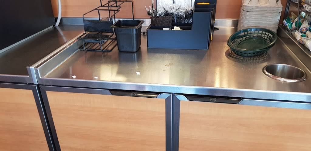 Subway | restaurant | 348 Chemin Yamaska, Saint-Germain-de-Grantham, QC J0C 1K0, Canada | 8193952225 OR +1 819-395-2225