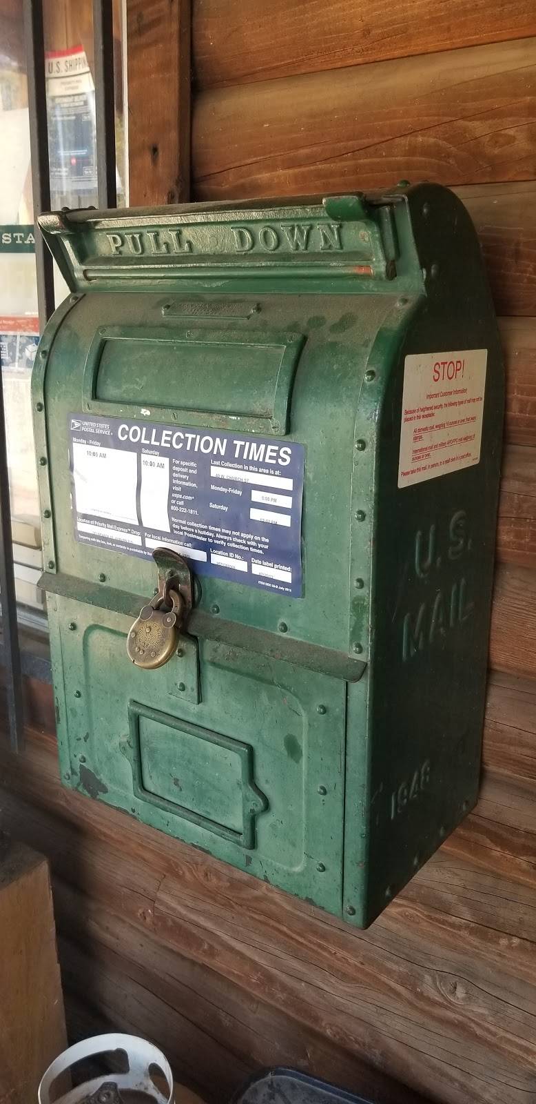 Iowa Hill Store | restaurant | 3071 Iowa Hill Rd, Iowa Hill, CA 95713, USA | 5303678080 OR +1 530-367-8080