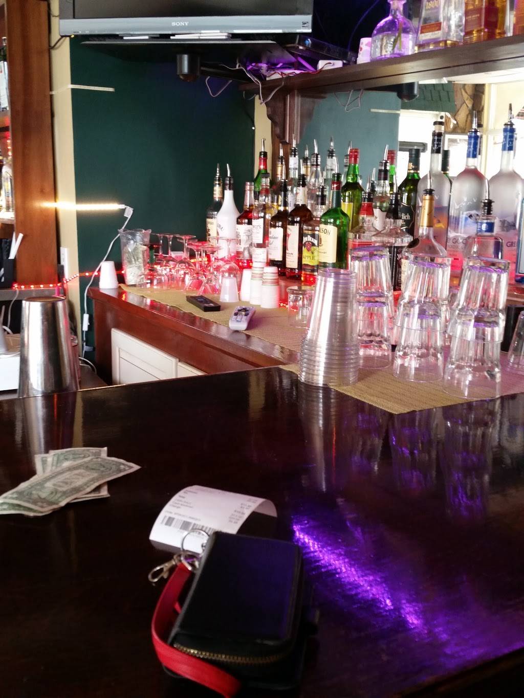 Dinos Pizza | restaurant | 1307 South Ocean Boulevard, Myrtle Beach, SC 29577, USA | 8434487497 OR +1 843-448-7497