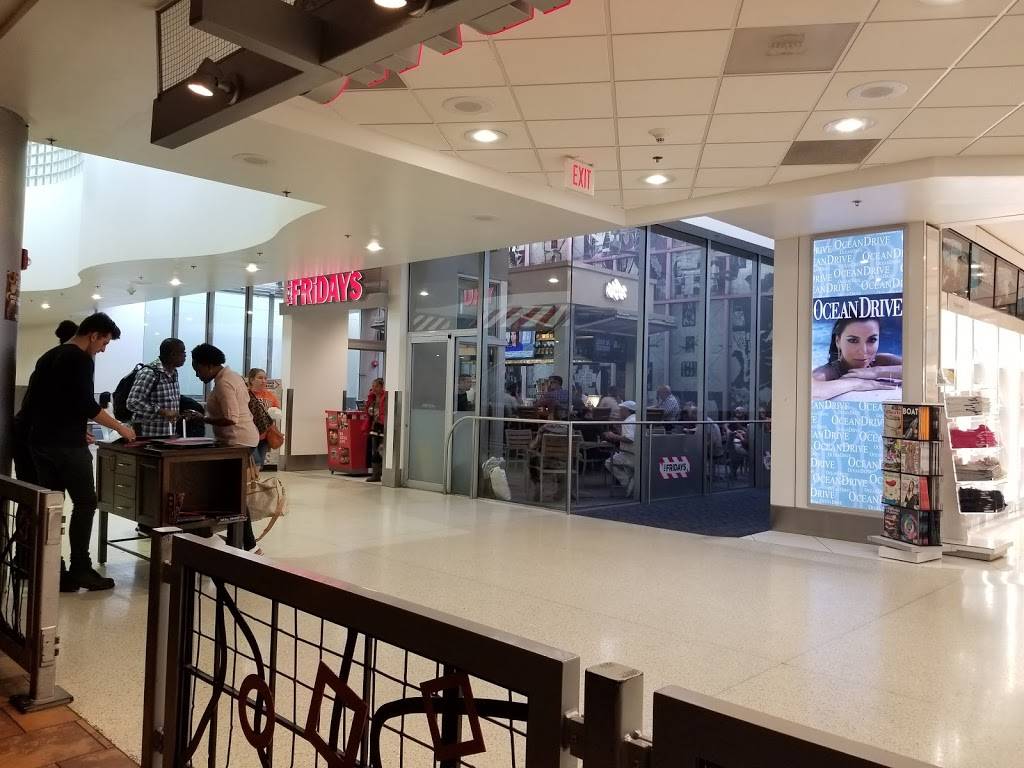 TGI Fridays | restaurant | 4200 NW 21st St Gate D-36, Miami, FL 33122, USA | 3058691460 OR +1 305-869-1460