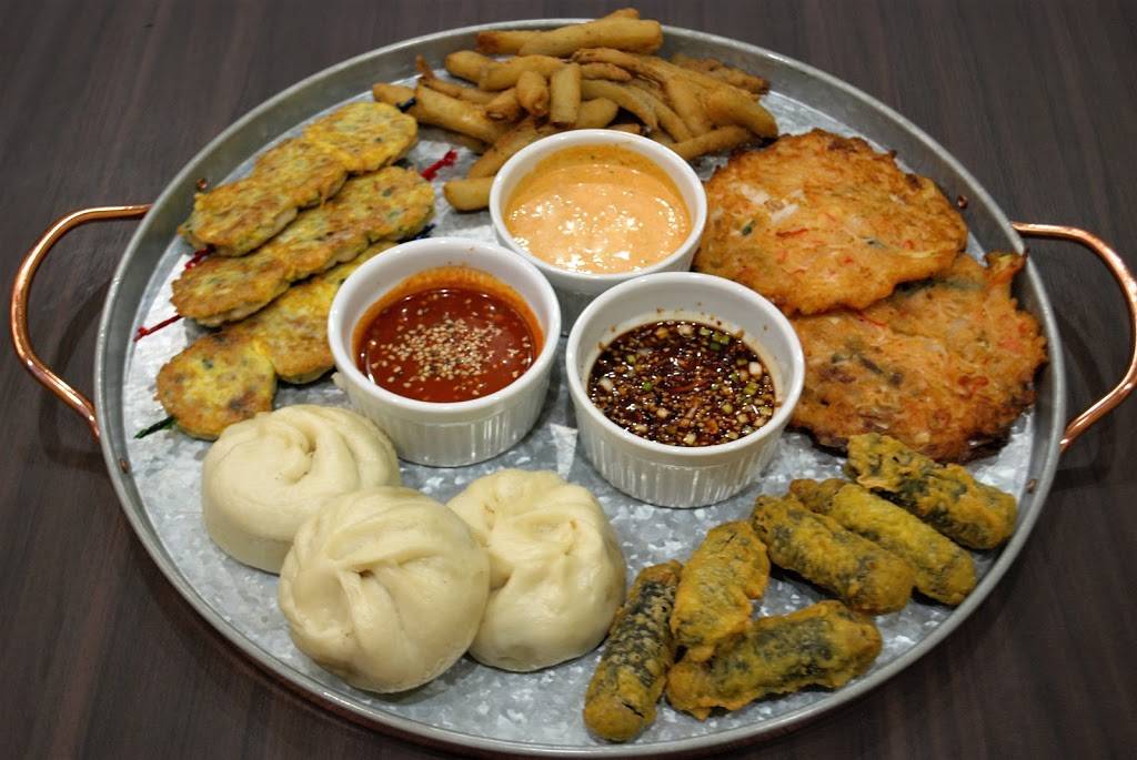 Flyboys Deli | restaurant | 2729 Fairfield Commons, Beavercreek, OH 45431, USA | 9373068623 OR +1 937-306-8623