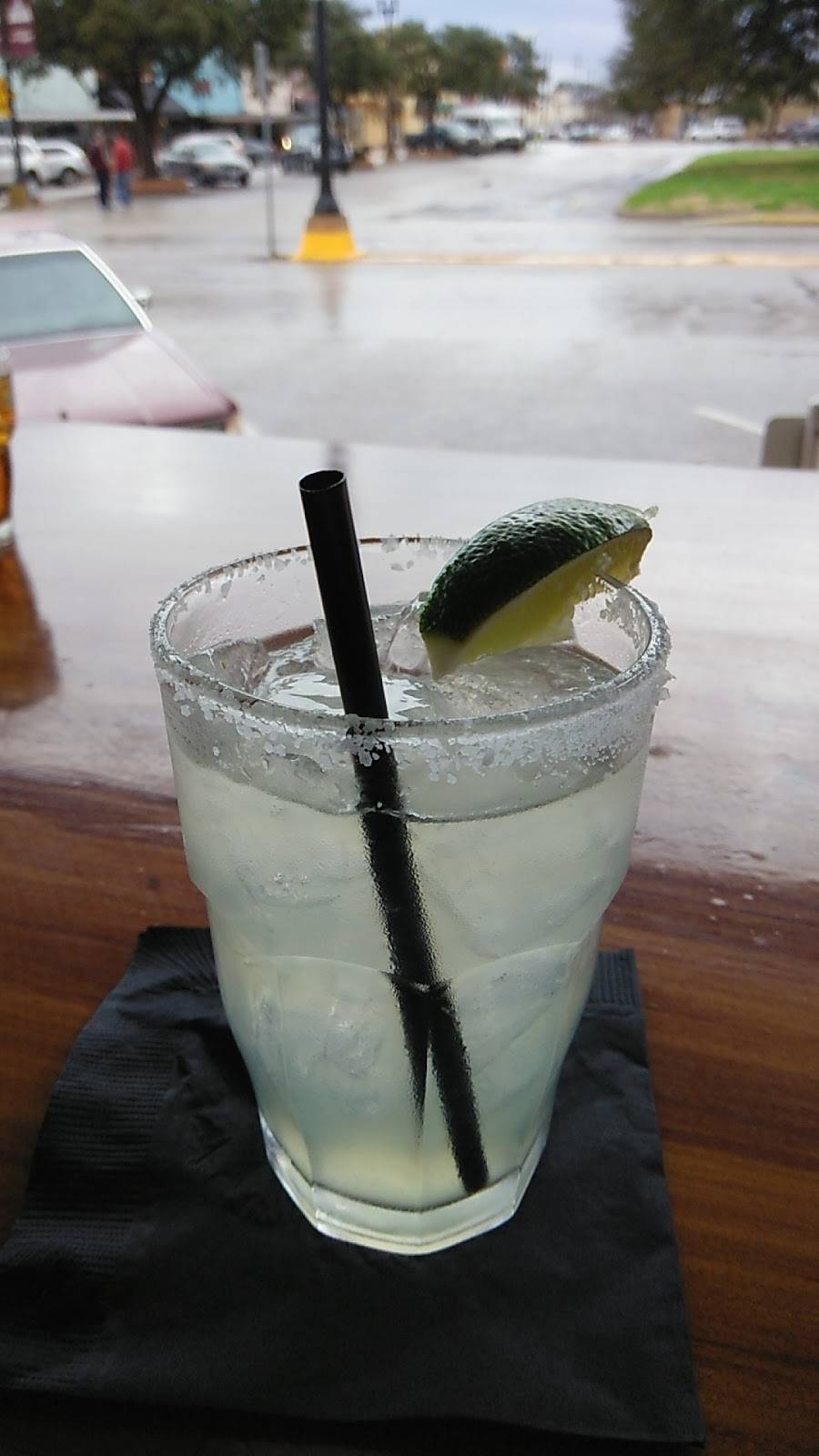 Lockhart Bistro | restaurant | 119 E San Antonio St, Lockhart, TX 78644, USA | 5126684041 OR +1 512-668-4041