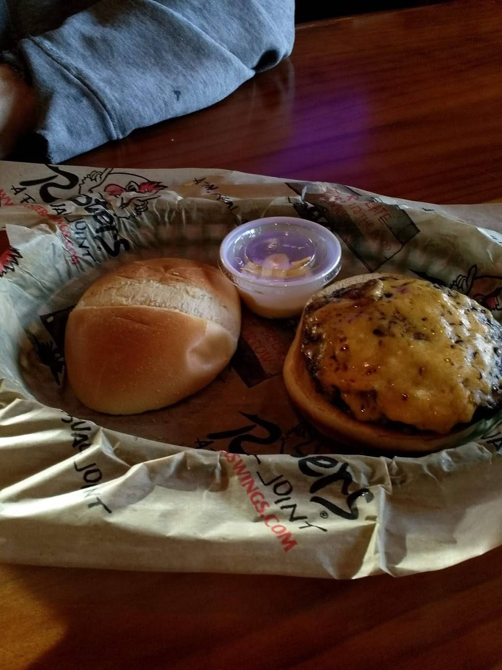 Roosters | restaurant | 5225 Nike Station Way, Hilliard, OH 43026, USA | 6147776125 OR +1 614-777-6125