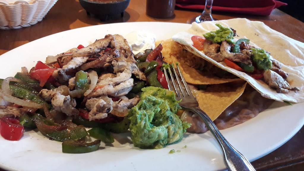 Whole Enchilada Restaurant | restaurant | 7902 CA-1, Moss Landing, CA 95039, USA | 8316333038 OR +1 831-633-3038