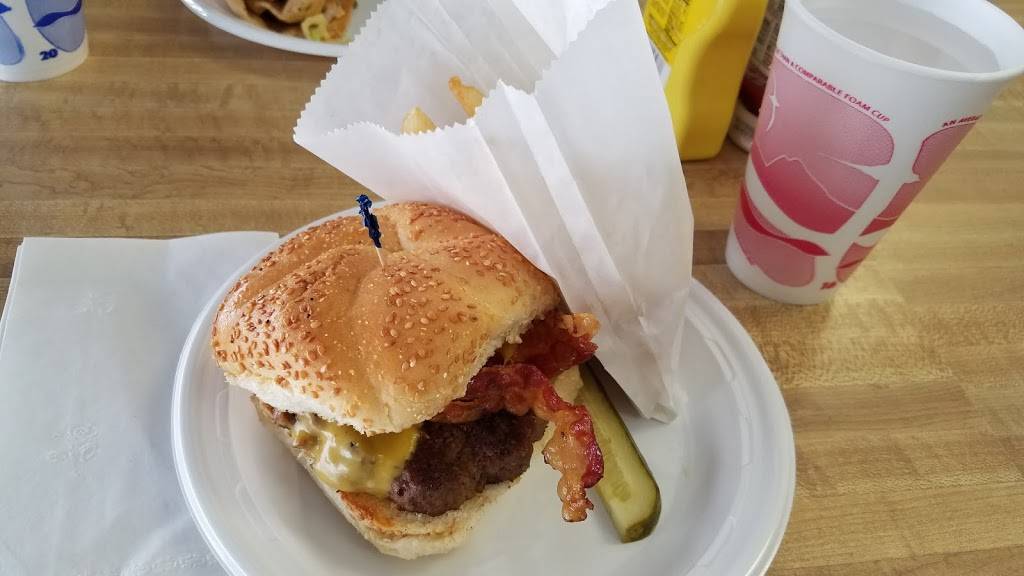 Adamms Airport Deli | restaurant | 891 Elkridge Landing Rd # 180, Linthicum Heights, MD 21090, USA | 4108504333 OR +1 410-850-4333