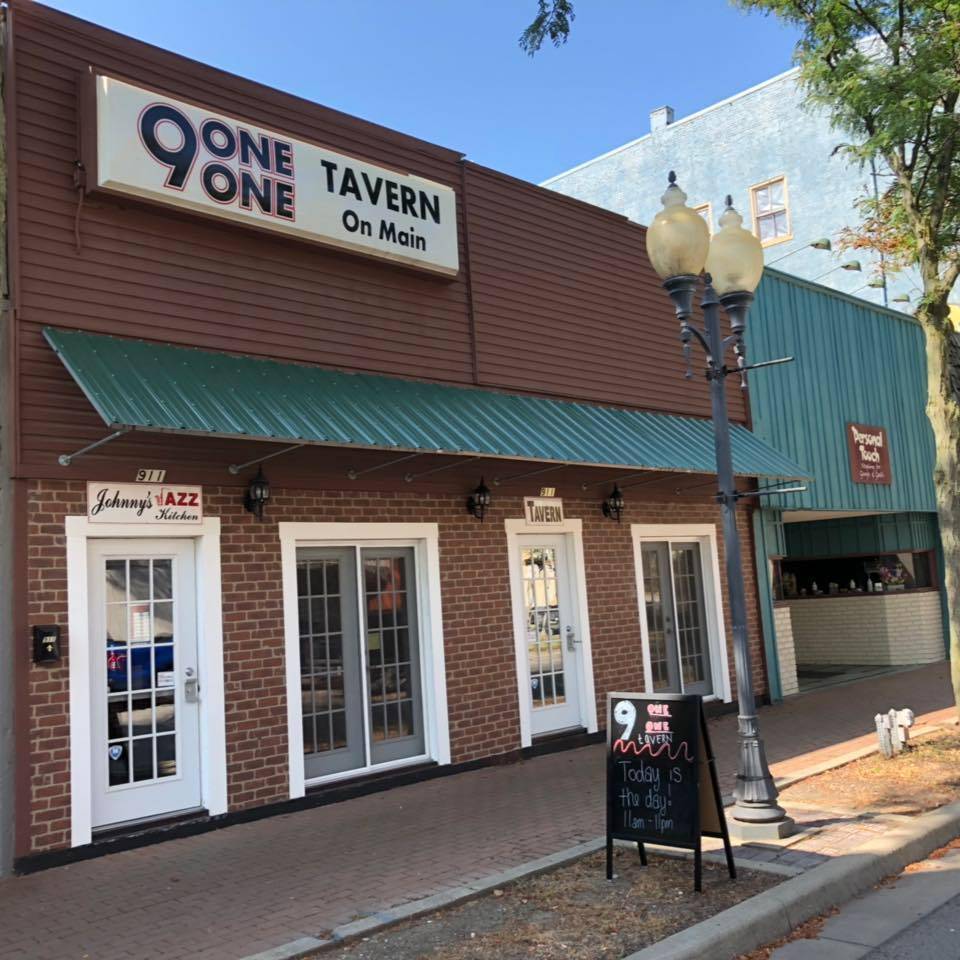 9 One One Tavern on Main | restaurant | 911 E Main St, Richmond, IN 47374, USA | 7654880615 OR +1 765-488-0615