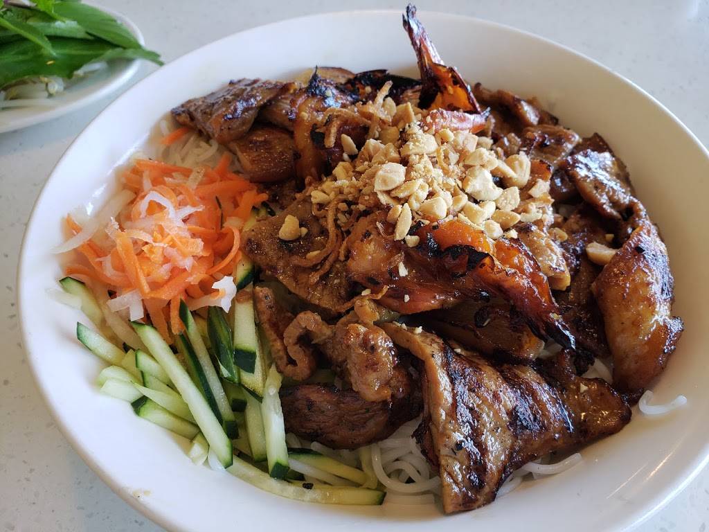 Quang Trung #3 | restaurant | 16931 Magnolia St, Huntington Beach, CA 92647, USA | 7143755900 OR +1 714-375-5900