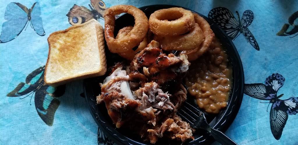 Heavys Barbeque | restaurant | 125 Benfield Ln, Harrogate, TN 37752, USA | 4238010602 OR +1 423-801-0602