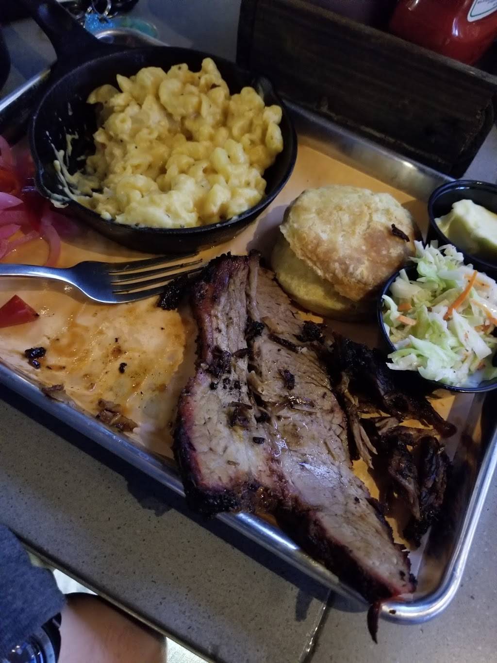 Wayward Smokehouse | restaurant | 8161 Honeygo Blvd, Nottingham, MD 21236, USA | 4432904990 OR +1 443-290-4990