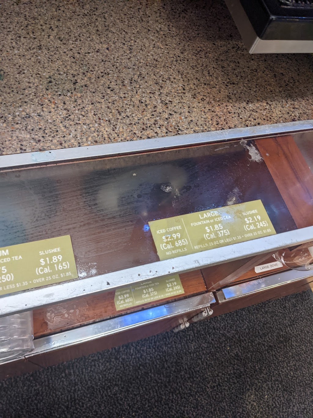 Royal Farms | meal takeaway | 293 S Saulsbury Rd, Dover, DE 19904, USA | 3028836263 OR +1 302-883-6263