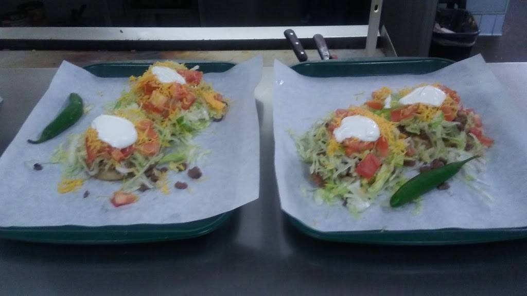 Ramsey Burger | restaurant | 1677 E 6th St, Beaumont, CA 92223, USA | 9518451855 OR +1 951-845-1855