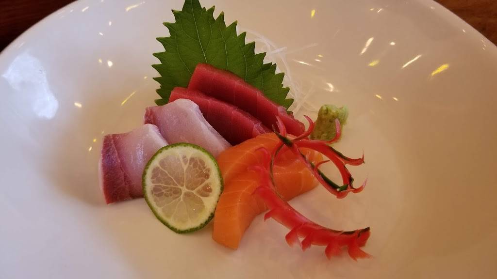 Doma Sushi | restaurant | 433 Precita Ave, San Francisco, CA 94110, USA | 4156484417 OR +1 415-648-4417