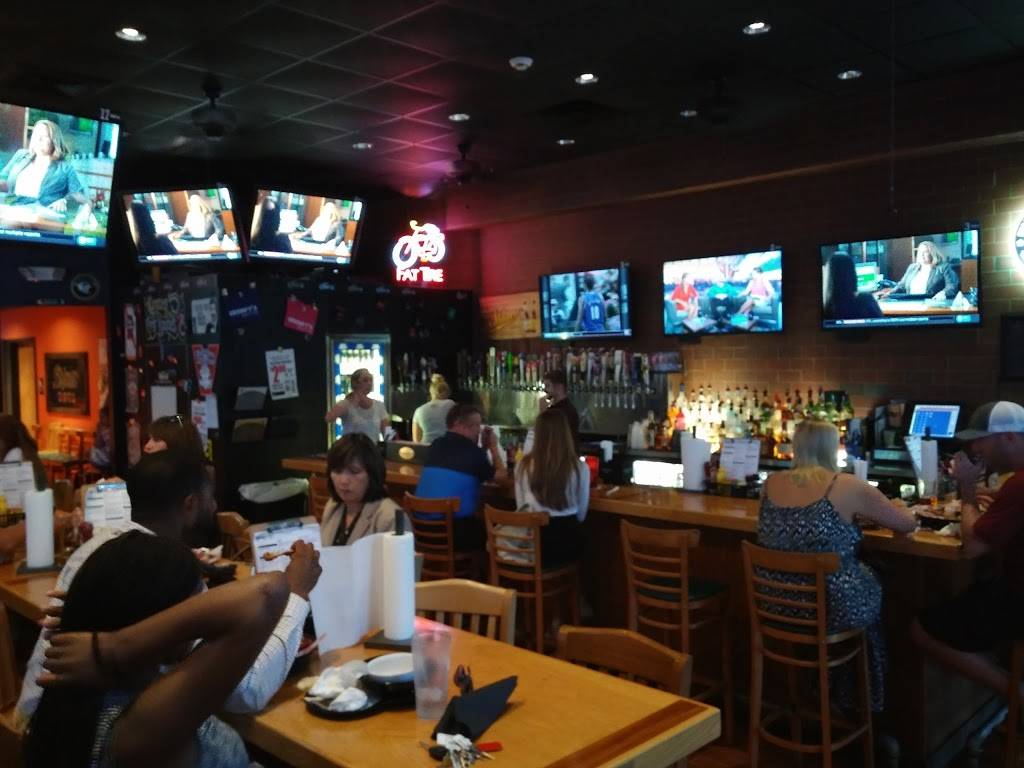 Grumpys Sports Pub | restaurant | 216 E Gate Dr, Aiken, SC 29803, USA | 8032269868 OR +1 803-226-9868