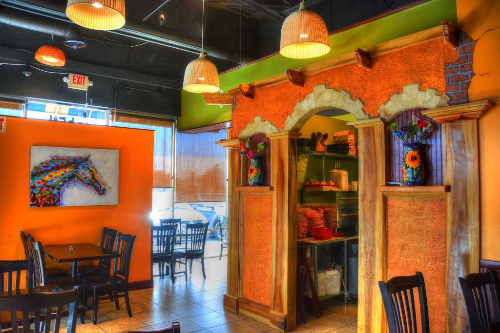 La Cocina de Mama | restaurant | 2809 N Hurstbourne Pkwy, Louisville, KY 40223, USA | 5028223506 OR +1 502-822-3506