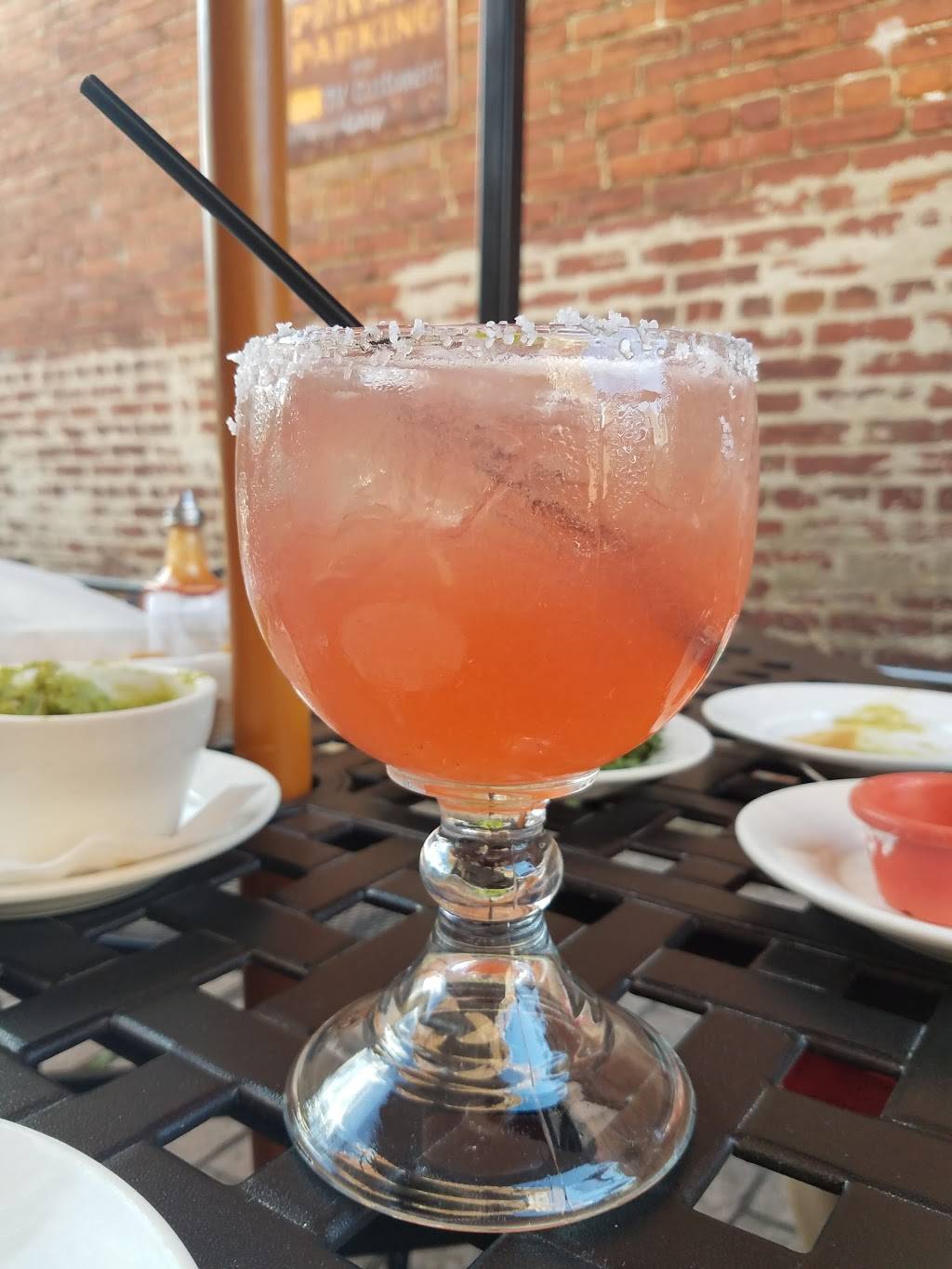 Impala Cantina y Taqueria | restaurant | 1358 H St NE, Washington, DC 20002, USA | 2027333427 OR +1 202-733-3427