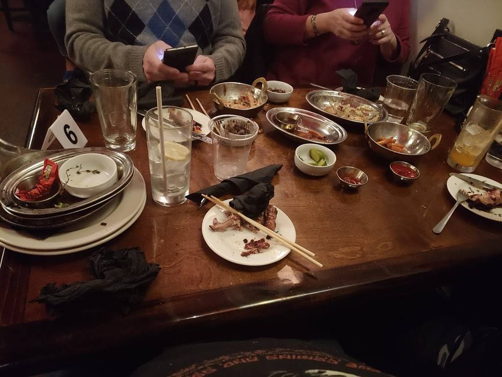 WayWard Fox | restaurant | 12 W University Ave, Gainesville, FL 32601, USA | 3523779468 OR +1 352-377-9468