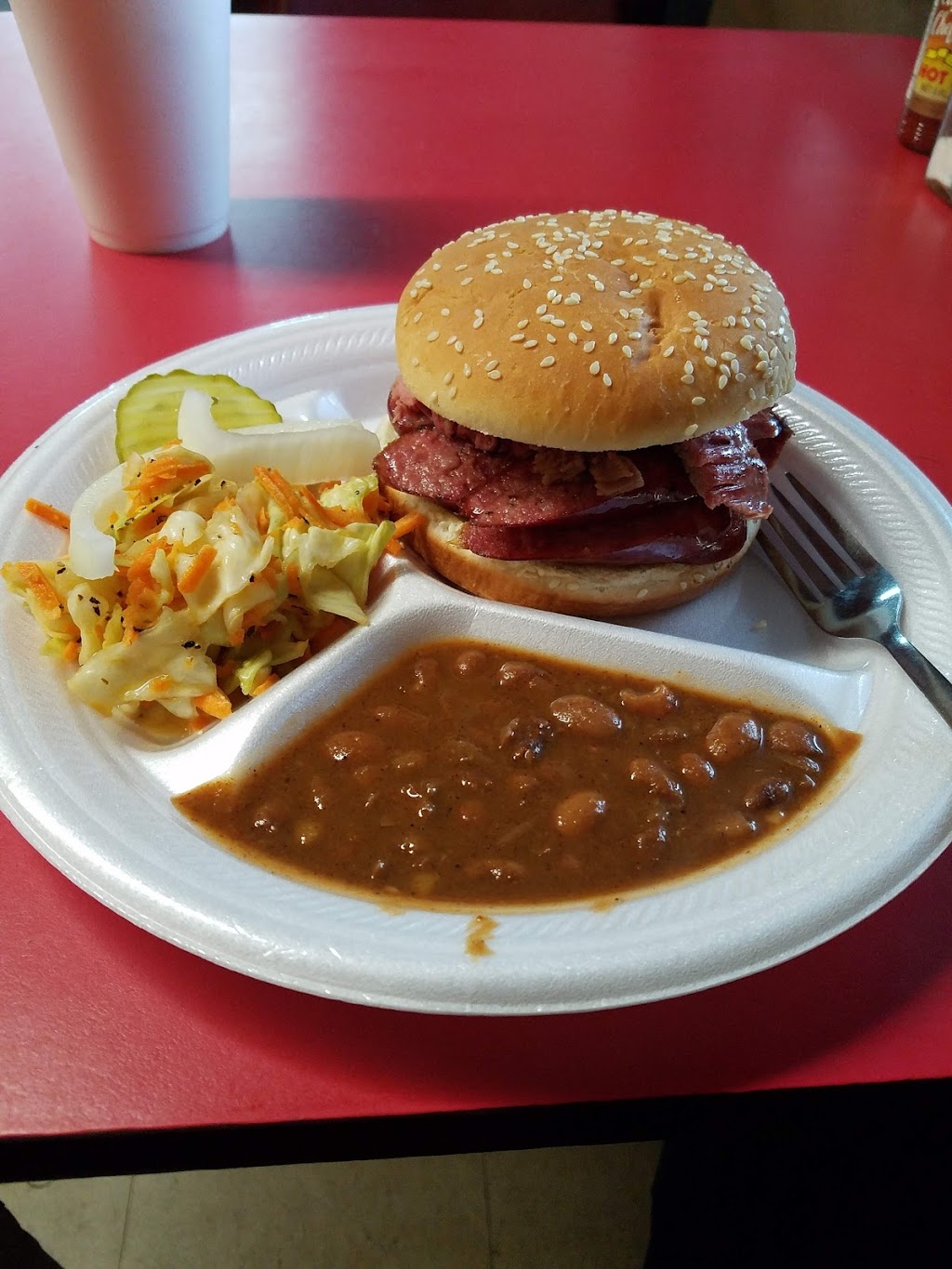 House Park Bar-B-Que | restaurant | 900 W 12th St, Austin, TX 78703, USA | 5124729621 OR +1 512-472-9621