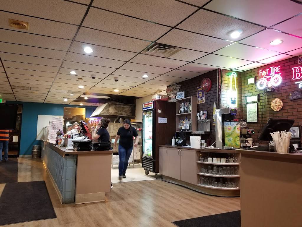 Fontas Pizza Restaurant | restaurant | 2400 8th Ave, Greeley, CO 80631, USA | 9703569200 OR +1 970-356-9200