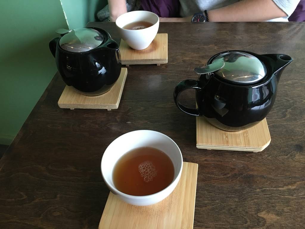 Gong Fu Tea | cafe | 414 E 6th St, Des Moines, IA 50309, USA | 5152883388 OR +1 515-288-3388