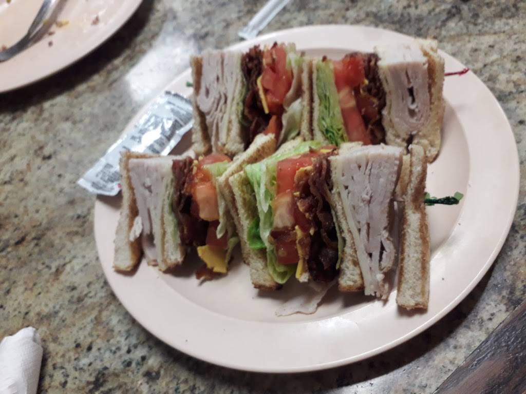 Woodsbys Countryside Cafe | cafe | 4515 S Orange Blossom Trail, Kissimmee, FL 34746, USA | 4079322252 OR +1 407-932-2252