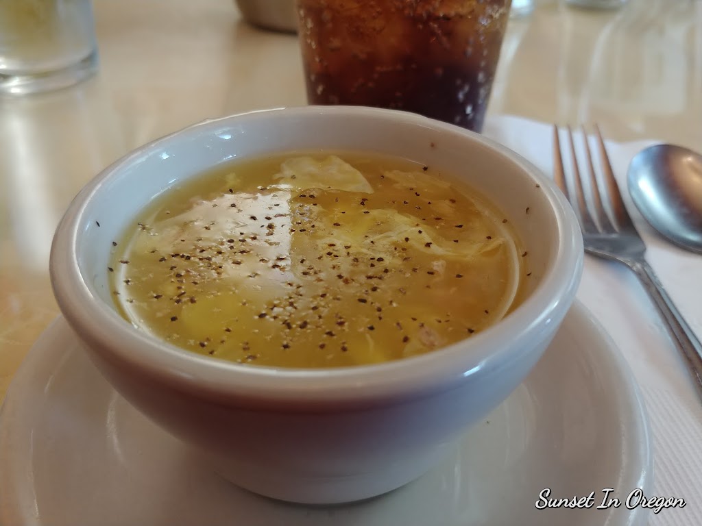 Chis Garden Restaurant | restaurant | 1023 NE Stephens St, Roseburg, OR 97470, USA | 5414648395 OR +1 541-464-8395