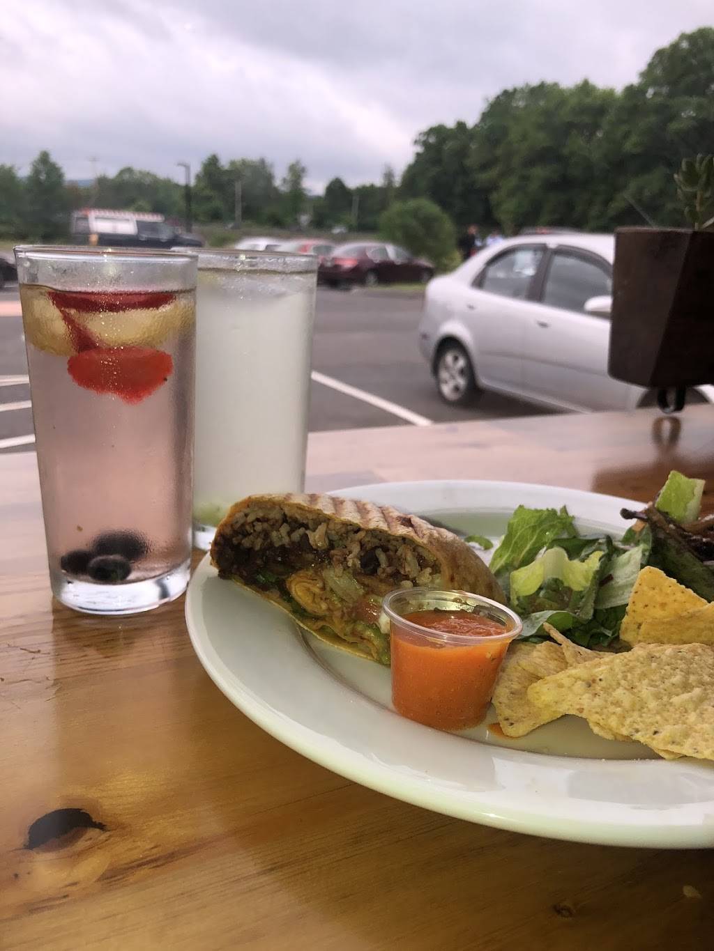 Pulse Cafe | restaurant | 270 Russell St, Hadley, MA 01035, USA | 4133870555 OR +1 413-387-0555