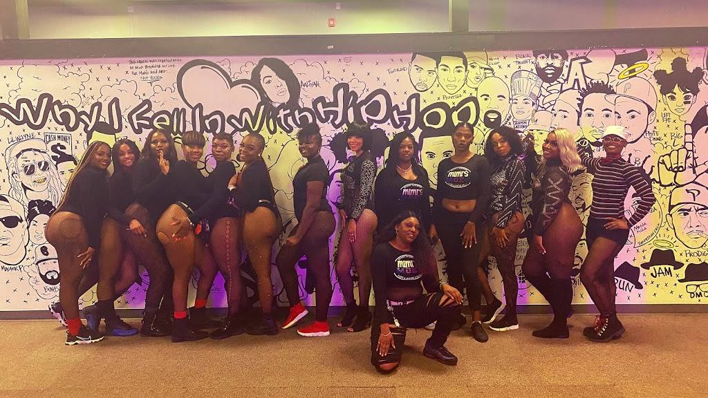 Mimi’s Event Lounge | restaurant | 1115 N Arlington Ave, Indianapolis, IN 46219, USA | 3174000918 OR +1 317-400-0918