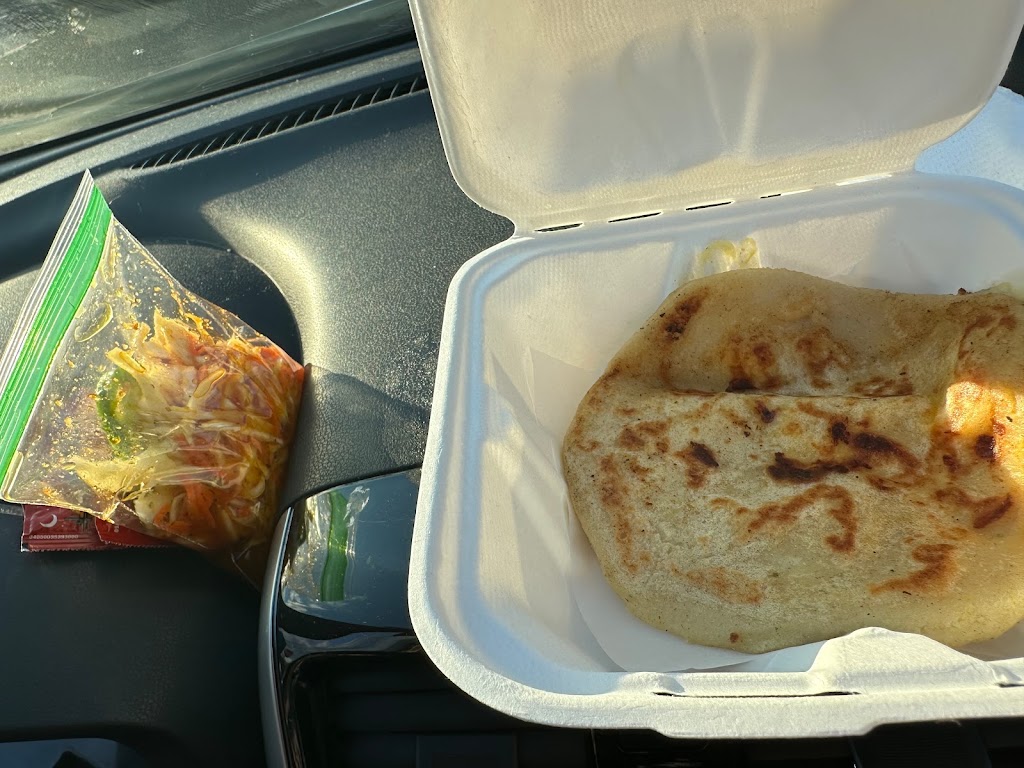 Pupuseria y Taqueria Pachekito & Anita | restaurant | 122 Cranbrook Rd, Cockeysville, MD 21030, USA | 4106849858 OR +1 410-684-9858