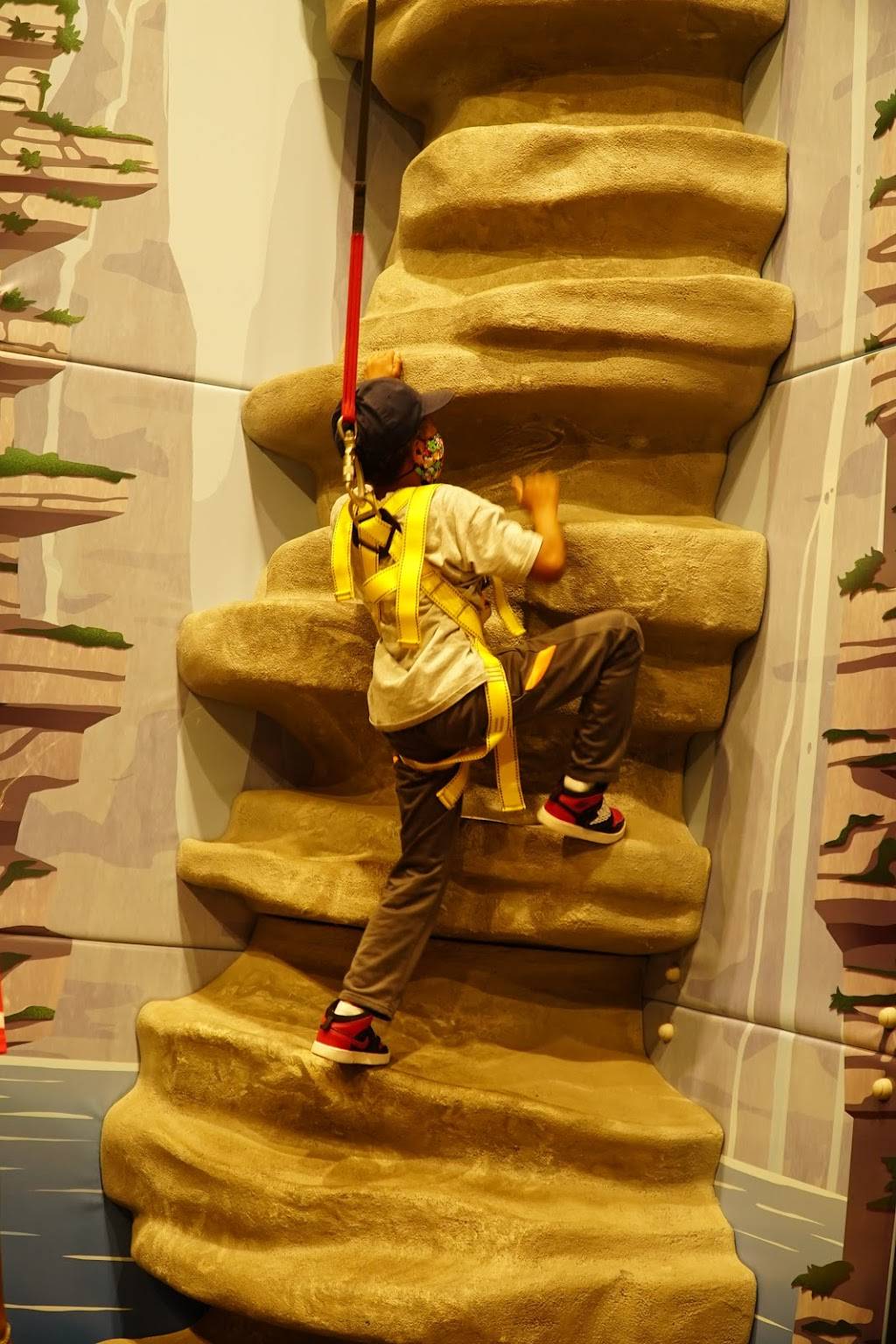 The Complex Sports and Entertainment | restaurant | 3230 Woodward Crossing Blvd, Buford, GA 30519, USA | 6782529659 OR +1 678-252-9659