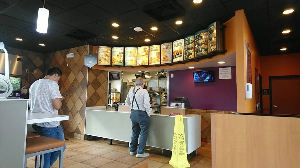 Taco Bell | meal takeaway | 641 N 14th St, Leesburg, FL 34748, USA | 3523263005 OR +1 352-326-3005