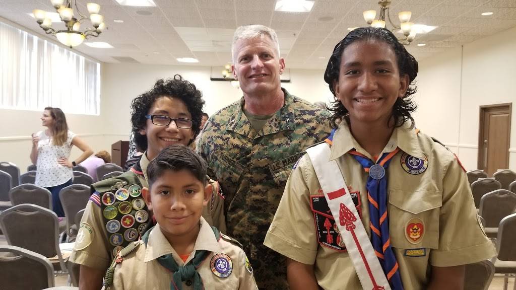 Frontline Restaurant | restaurant | 1666 Bemis Rd, Twentynine Palms, CA 92277, USA | 7608306610 OR +1 760-830-6610