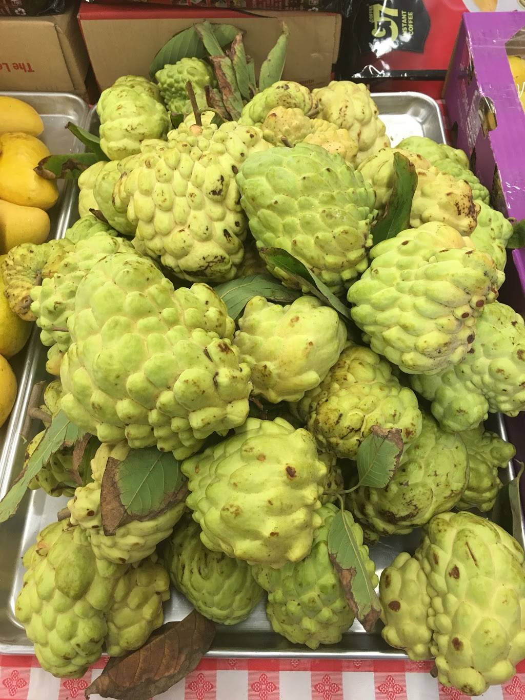 Pho Winglee & Winglee Exotic Fruists market combine | restaurant | 111 S Dobson Rd STE 106, Mesa, AZ 85202, USA | 4806681060 OR +1 480-668-1060