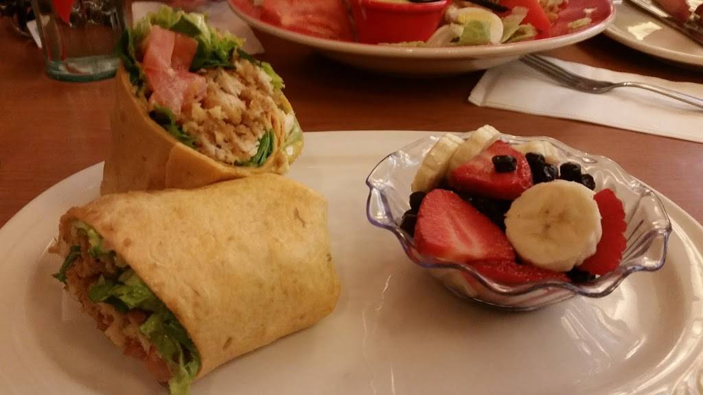 Friendlys | restaurant | 6894 Hamilton Blvd, Trexlertown, PA 18087, USA | 6103951917 OR +1 610-395-1917