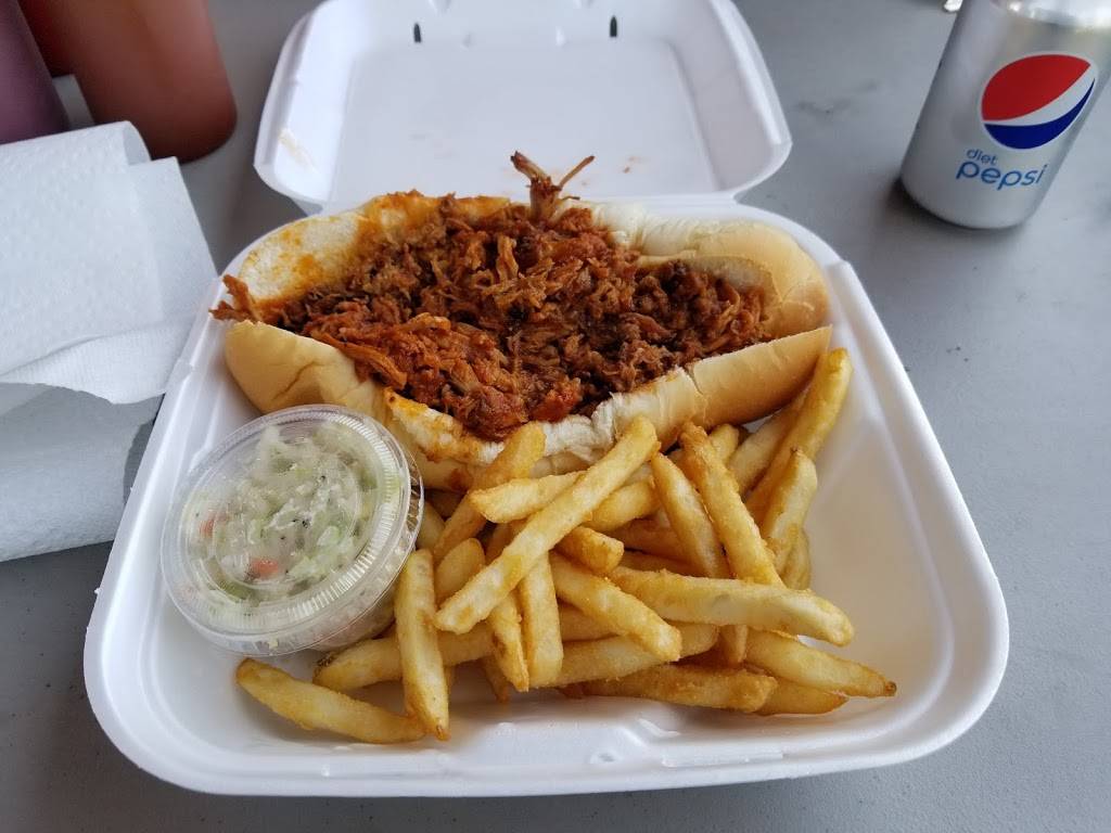 Pig Pit BBQ | restaurant | 1 Niver St, Cohoes, NY 12047, USA | 5182352323 OR +1 518-235-2323