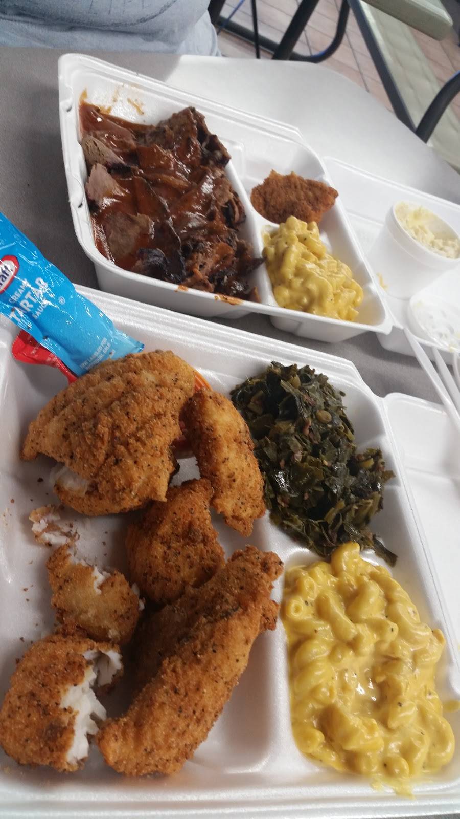 Mr. Ks Original BBQ | restaurant | 6302 S Park Ave, Tucson, AZ 85713, USA | 5207929484 OR +1 520-792-9484