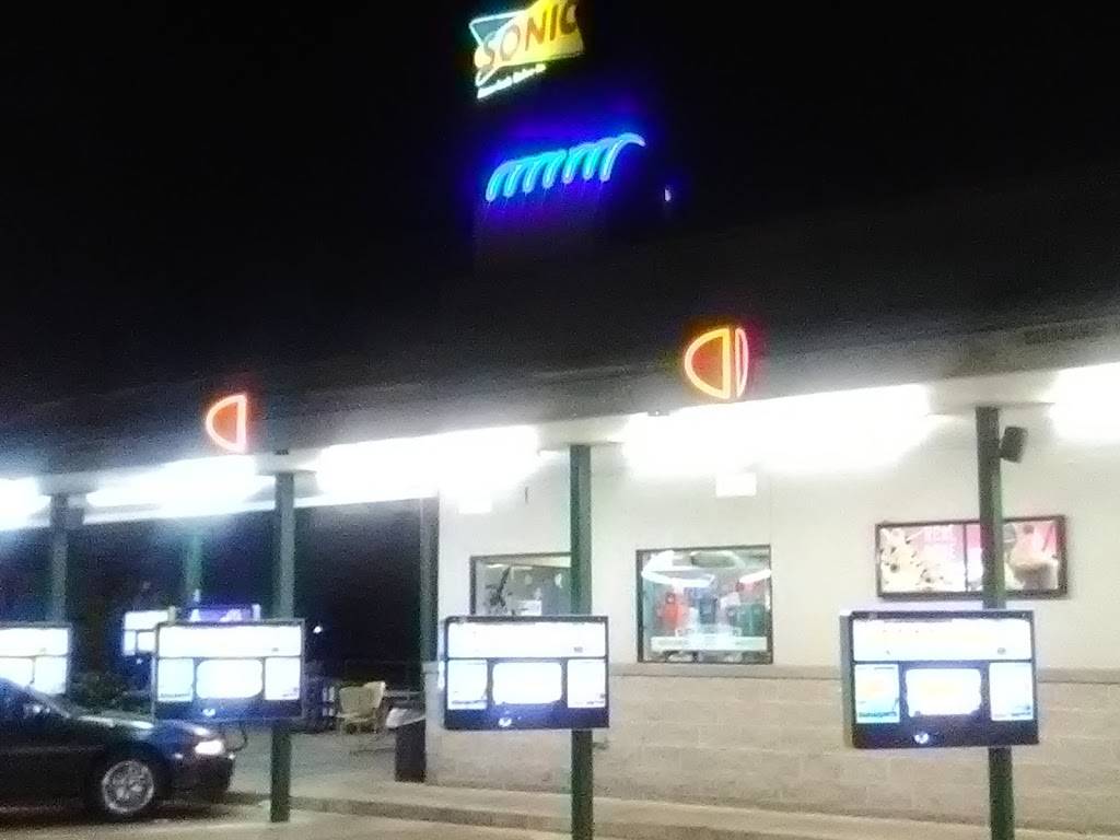 Sonic Drive-In | restaurant | 7310 Mansfield Rd, Shreveport, LA 71108, USA | 3186861084 OR +1 318-686-1084