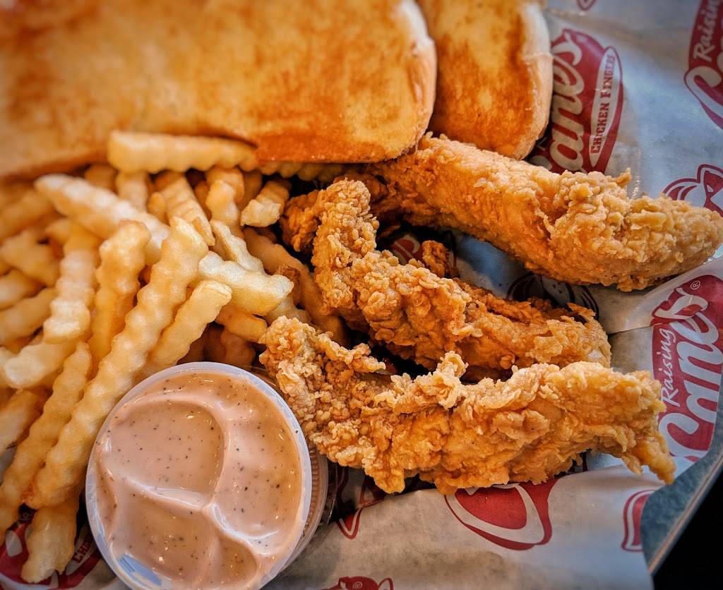 Raising Canes Chicken Fingers | meal takeaway | 1120 E Flamingo Rd, Las Vegas, NV 89119, USA | 7024532263 OR +1 702-453-2263