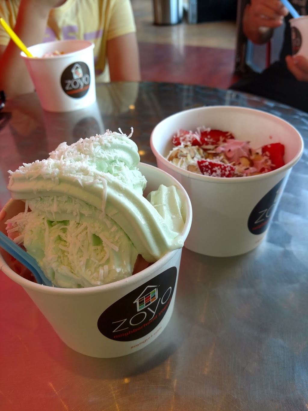 Zoyo Neighborhood Yogurt | restaurant | 4740 E Shea Blvd #108, Phoenix, AZ 85028, USA | 6027652448 OR +1 602-765-2448