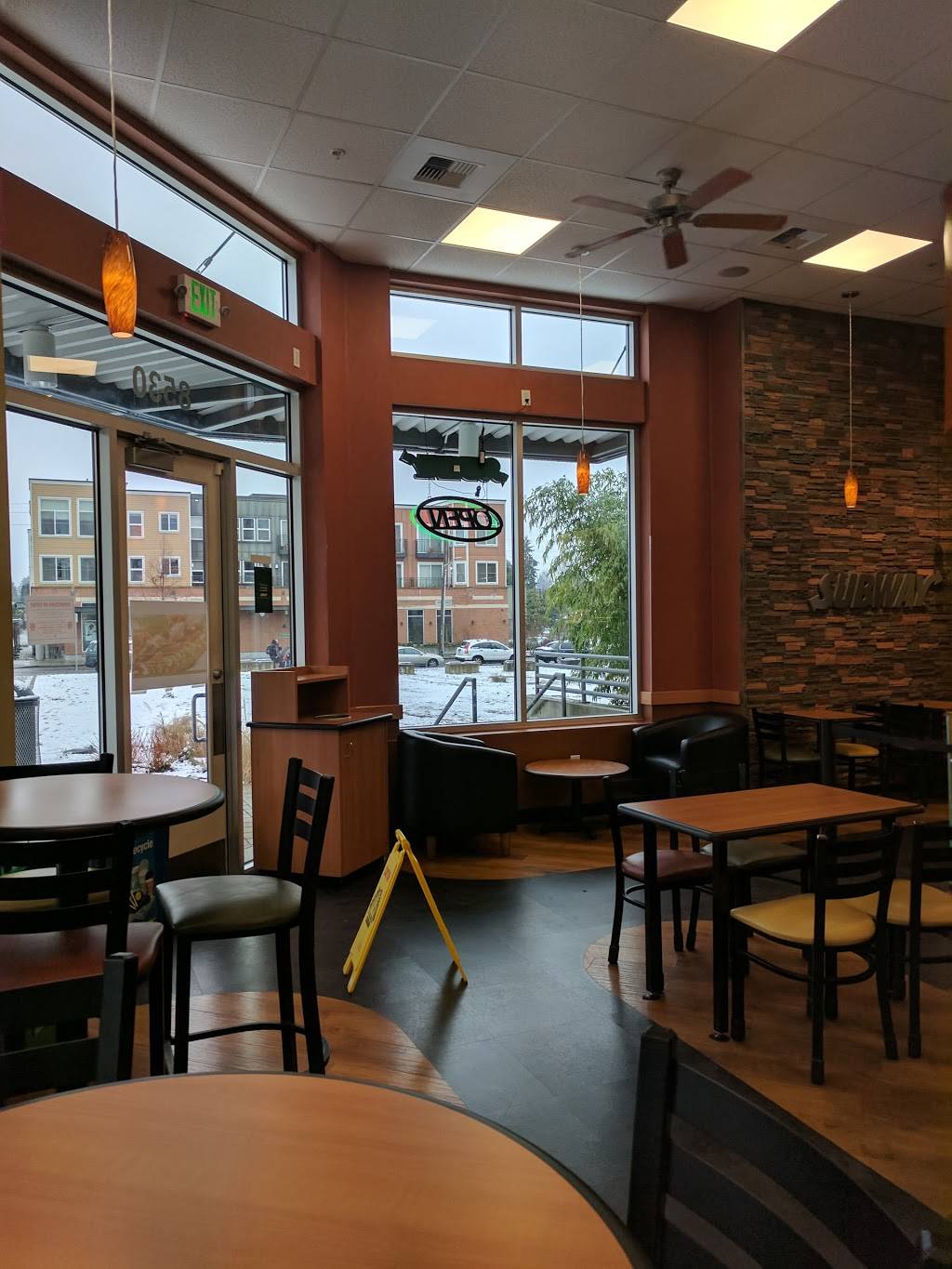 Subway | meal takeaway | 8757 Holman Rd NW Suite D, Seattle, WA 98117, USA | 2067890478 OR +1 206-789-0478