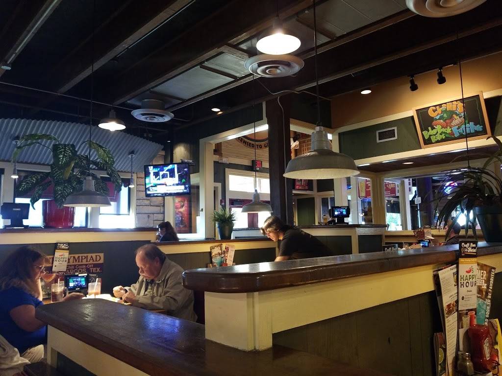 Chilis Grill & Bar | restaurant | 101 Westfield Dr, St Peters, MO 63376, USA | 6363974447 OR +1 636-397-4447