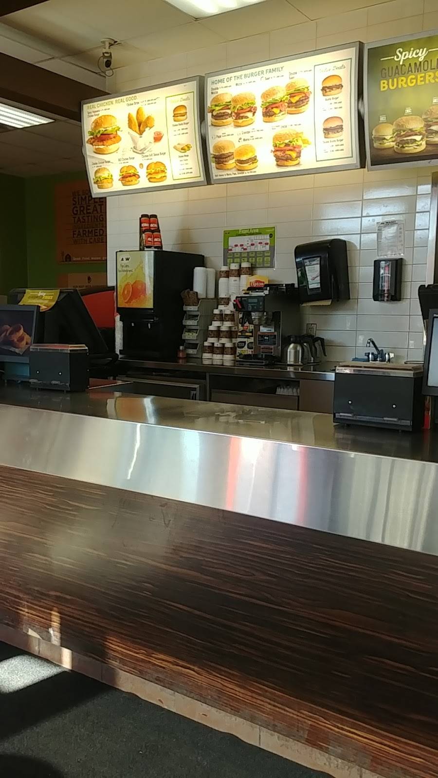 A&W Canada | restaurant | 310 Harwood Ave S, Ajax, ON L1S 2J1, Canada | 9052311985 OR +1 905-231-1985