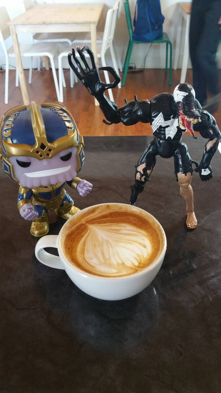 7 Monks Cafe- Comics & Games | cafe | 540 S Castell Ave, New Braunfels, TX 78130, USA | 8308375401 OR +1 830-837-5401