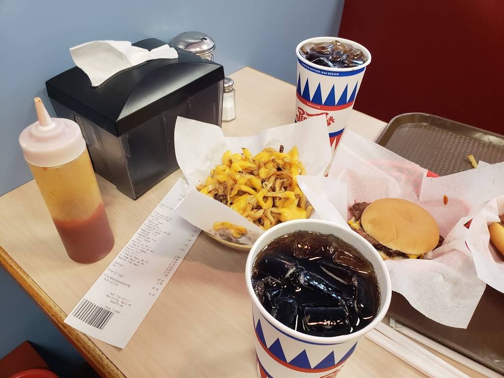 Brighton Hot Dog Shoppe | restaurant | 2625 Constitution Blvd, Beaver Falls, PA 15010, USA | 7248471000 OR +1 724-847-1000